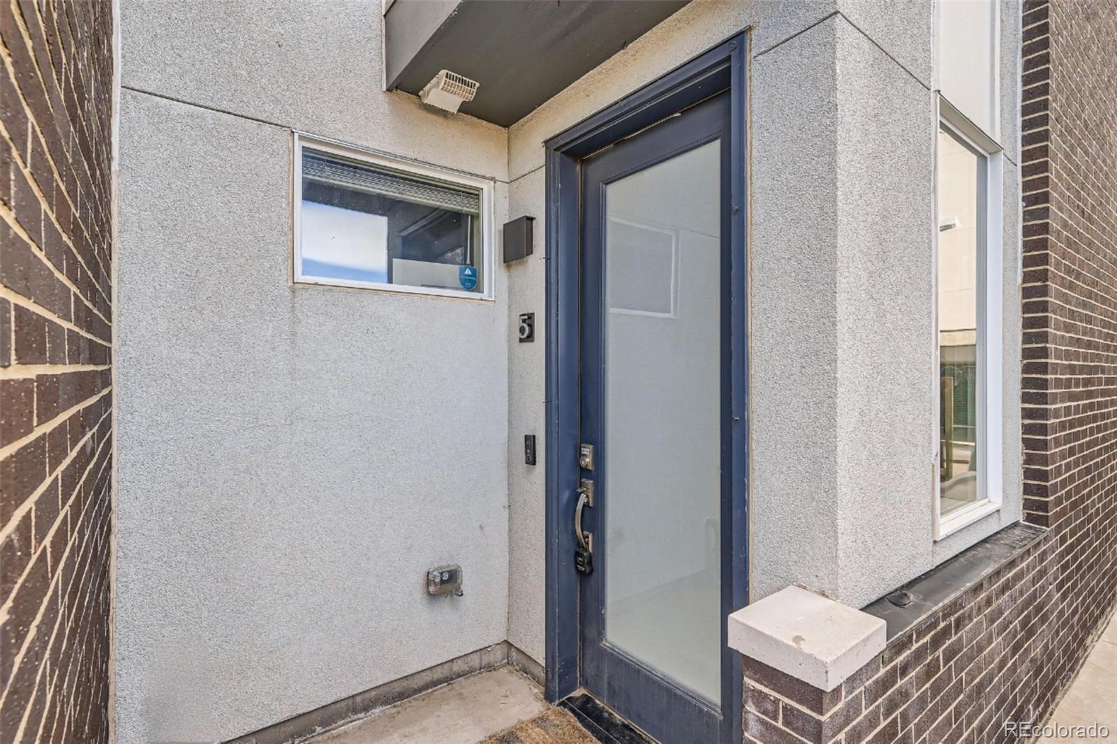 MLS Image #2 for 1583  grove street 5,denver, Colorado
