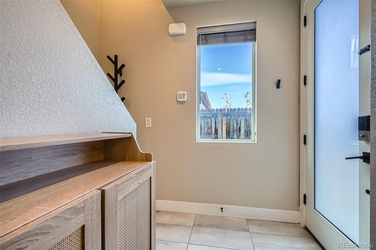 MLS Image #4 for 1583  grove street 5,denver, Colorado