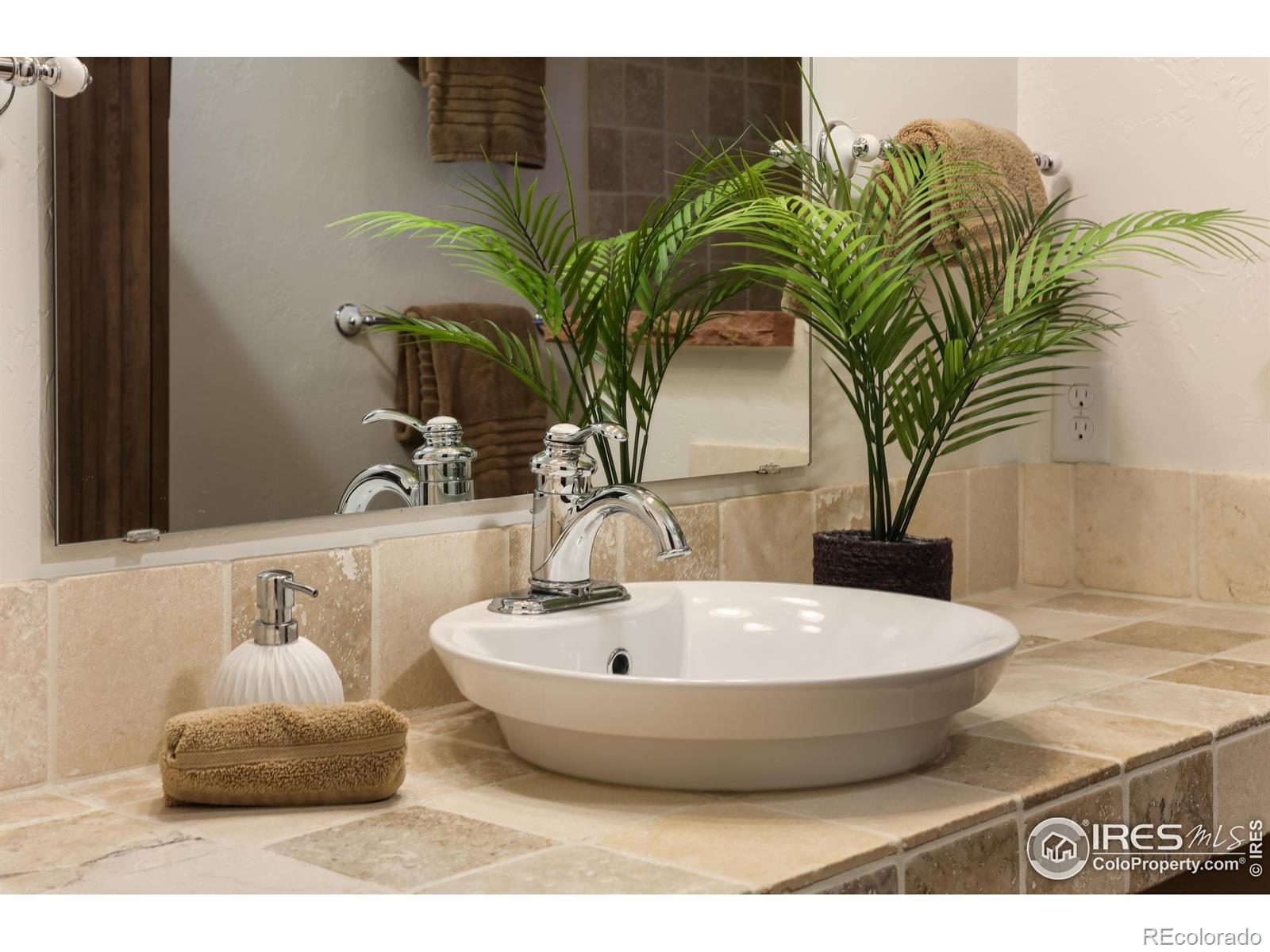 MLS Image #17 for 187  wichita road,lyons, Colorado