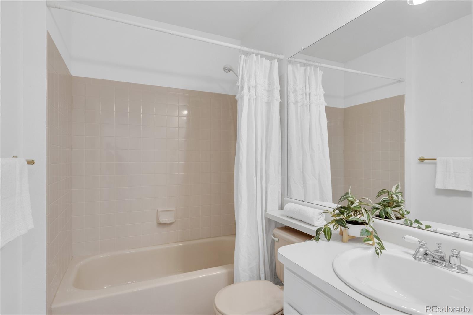 MLS Image #26 for 1837 s pitkin circle 27,aurora, Colorado