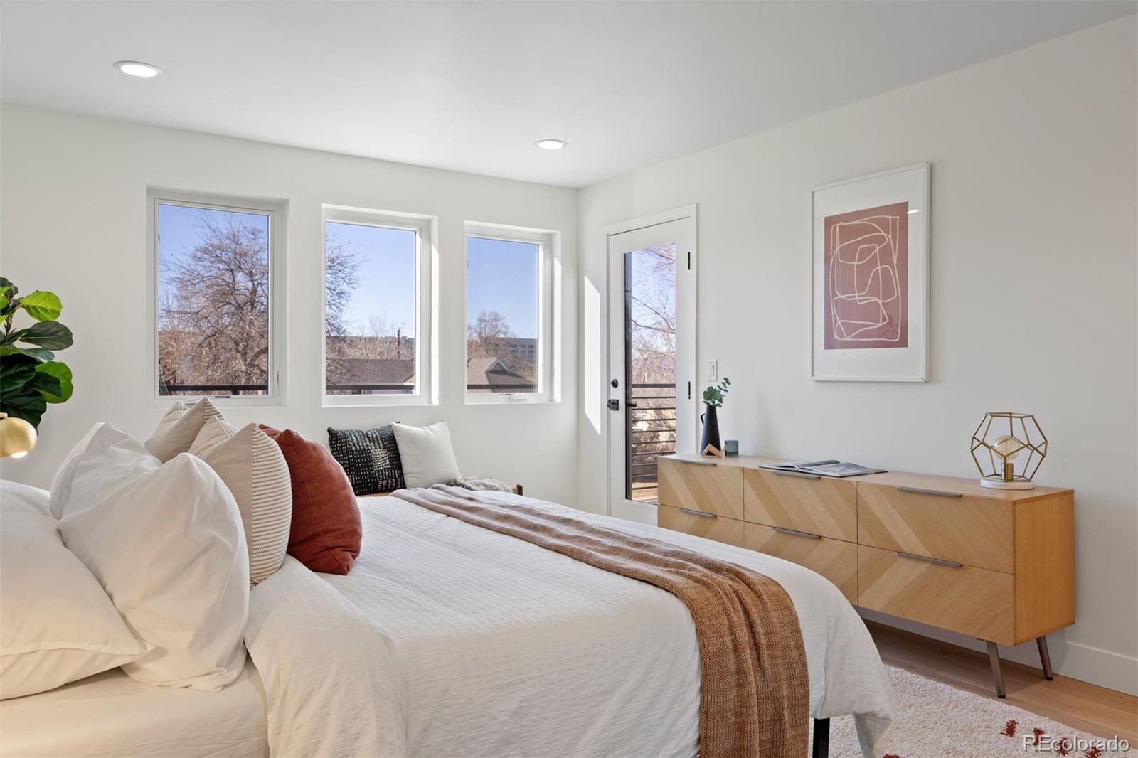 MLS Image #24 for 2194 s sherman street,denver, Colorado