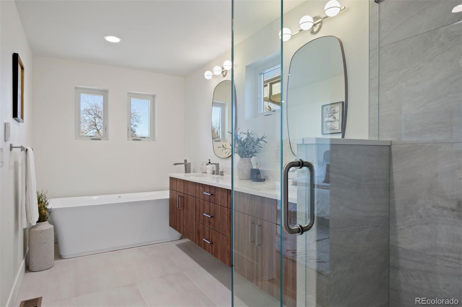 MLS Image #29 for 2194 s sherman street,denver, Colorado