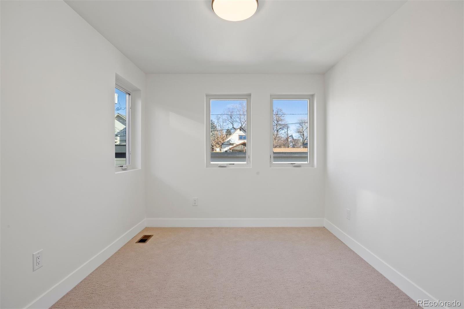 MLS Image #33 for 2194 s sherman street,denver, Colorado