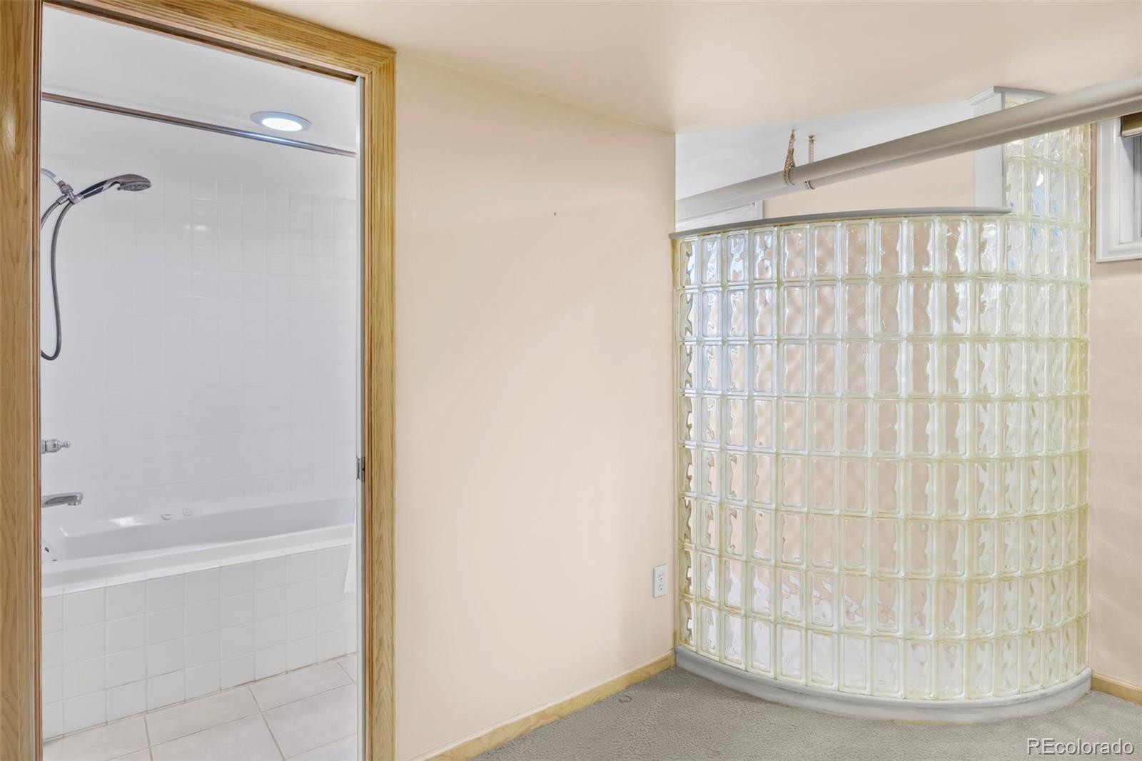 MLS Image #18 for 4621 e 17th avenue parkway,denver, Colorado