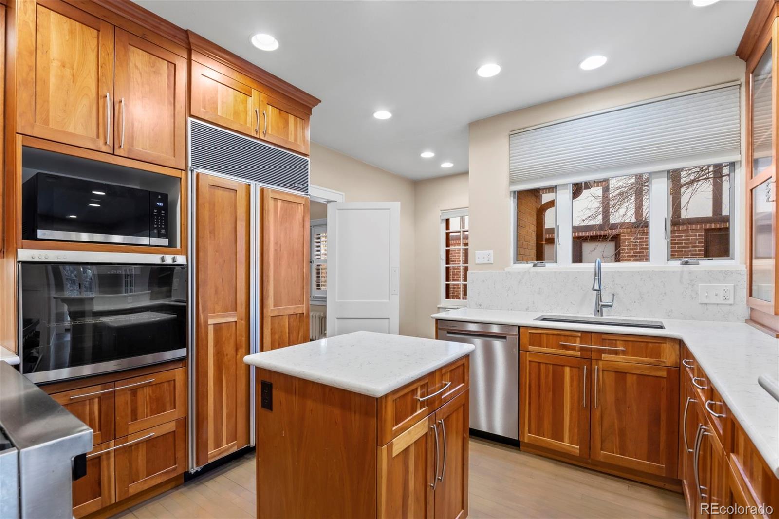 MLS Image #9 for 4621 e 17th avenue parkway,denver, Colorado
