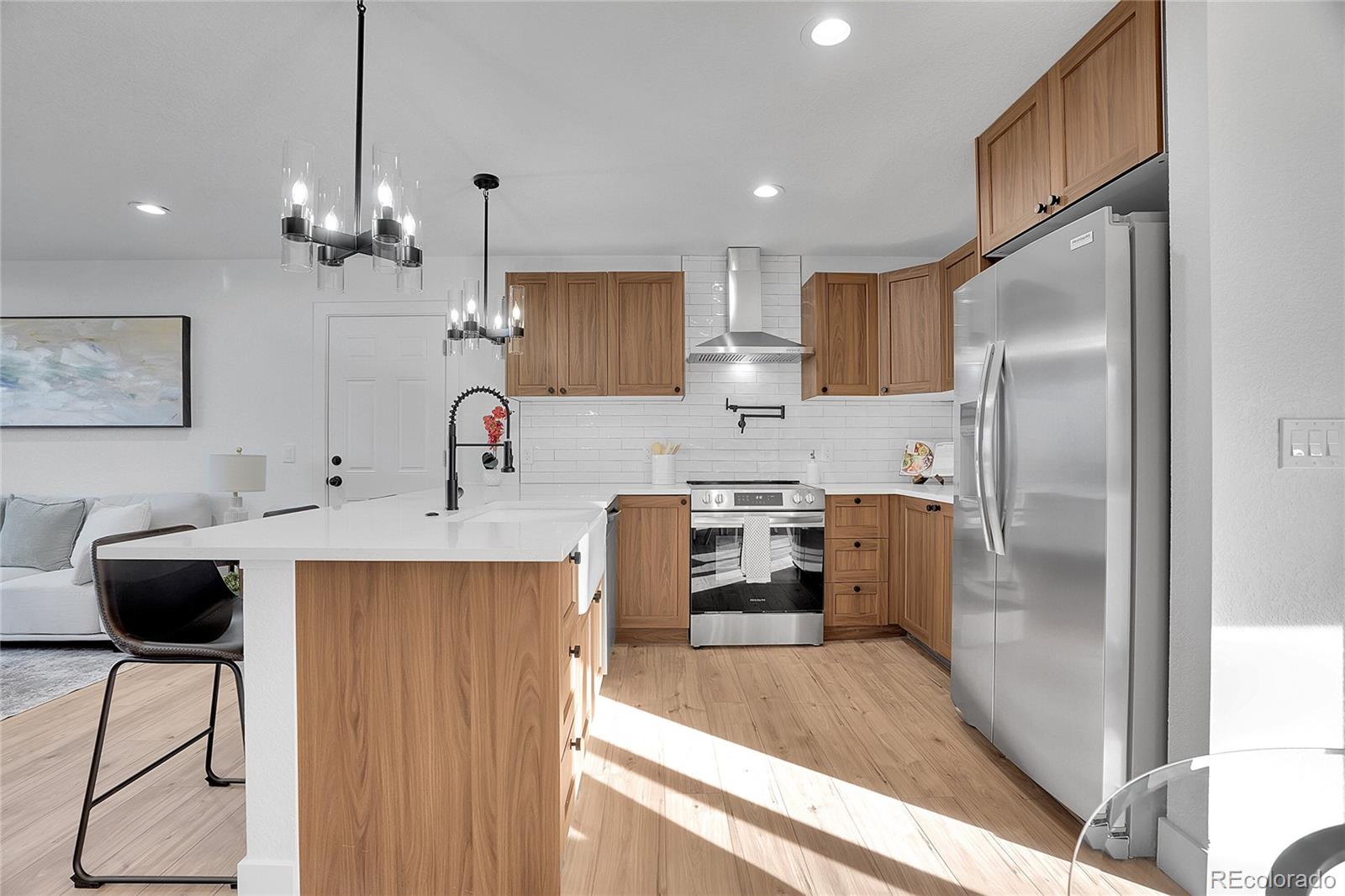 MLS Image #5 for 11802 e kentucky avenue,aurora, Colorado