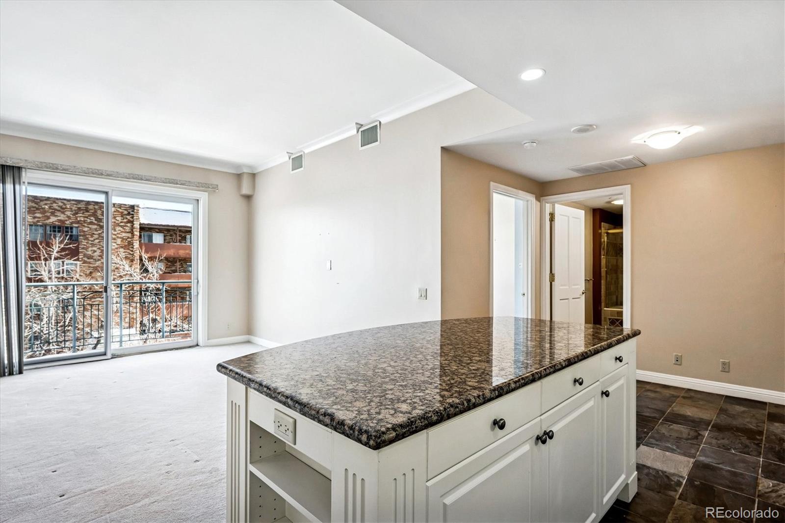 MLS Image #10 for 400 e 3rd avenue 403,denver, Colorado