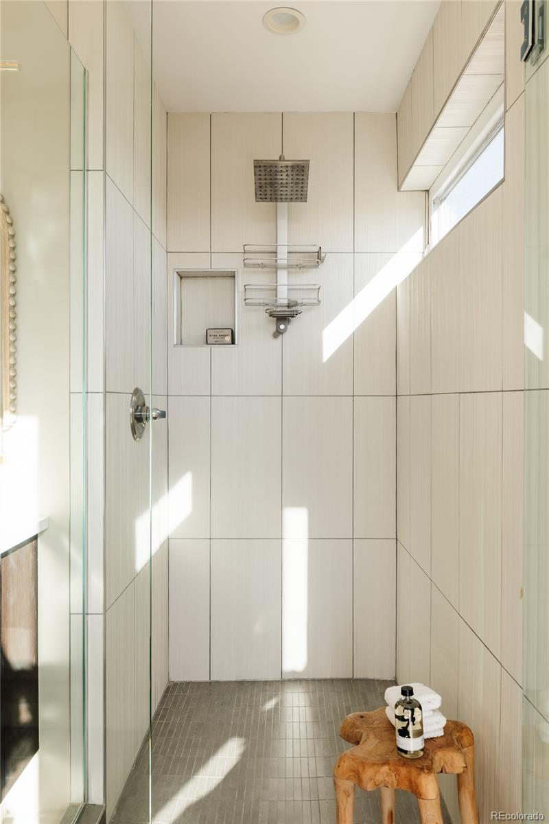 MLS Image #28 for 1735 w 34th avenue,denver, Colorado