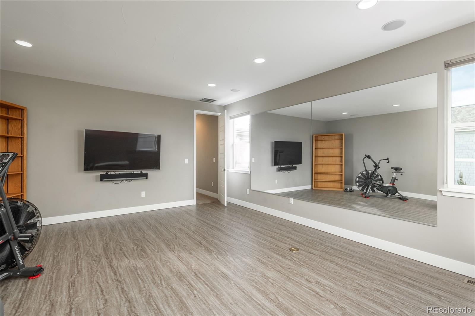 MLS Image #33 for 8802 e 53rd avenue,denver, Colorado