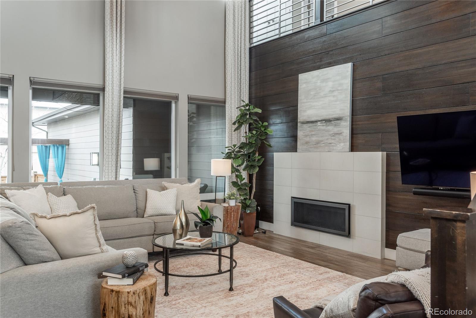 MLS Image #5 for 8802 e 53rd avenue,denver, Colorado