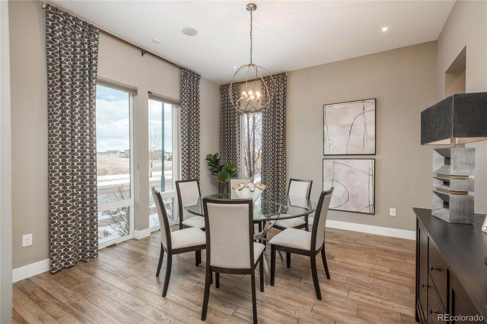 MLS Image #8 for 8802 e 53rd avenue,denver, Colorado