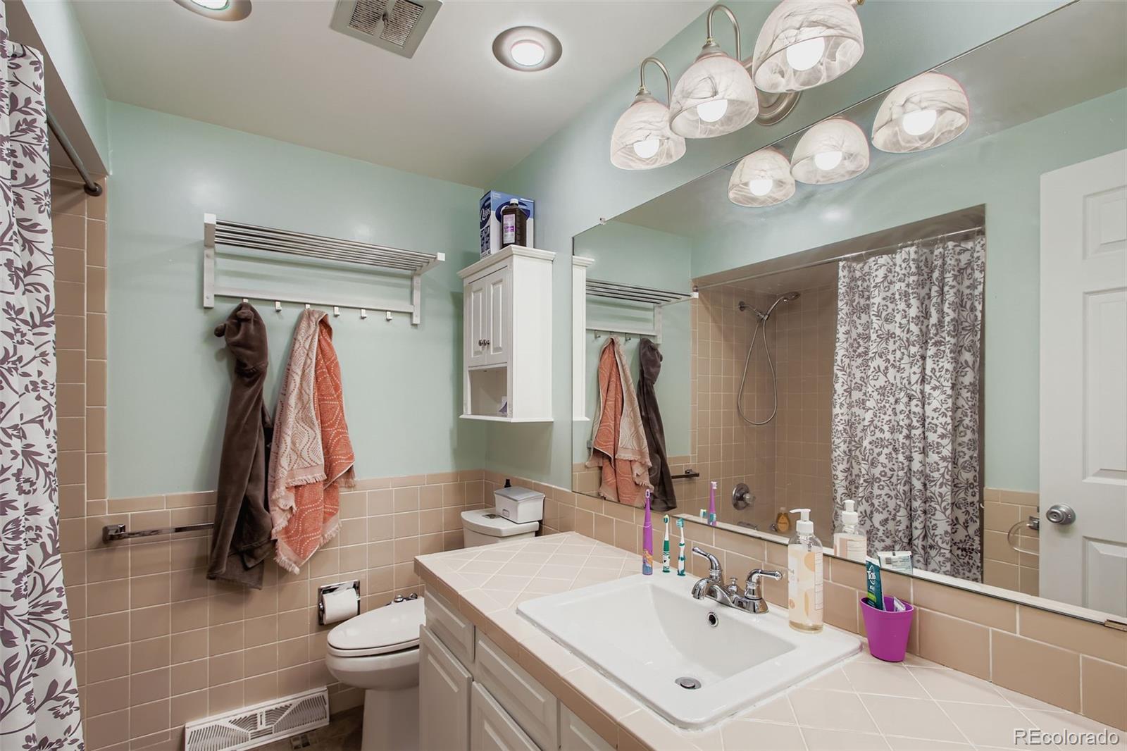 MLS Image #19 for 2728 s marshall street,denver, Colorado