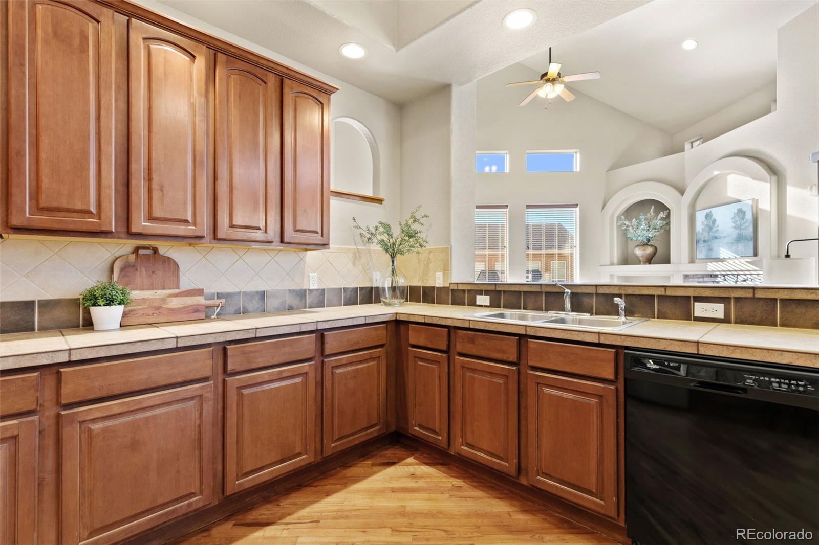 MLS Image #8 for 8746  country creek trail,colorado springs, Colorado