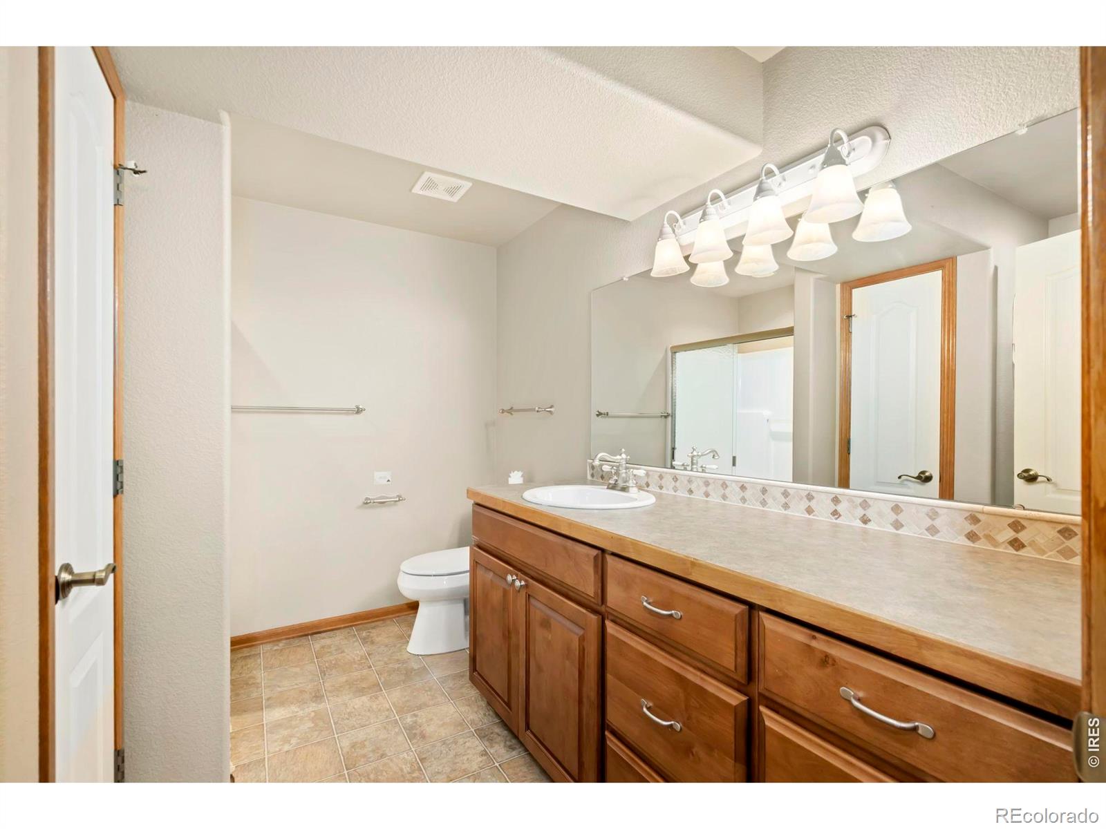 MLS Image #33 for 975  norway maple drive,loveland, Colorado
