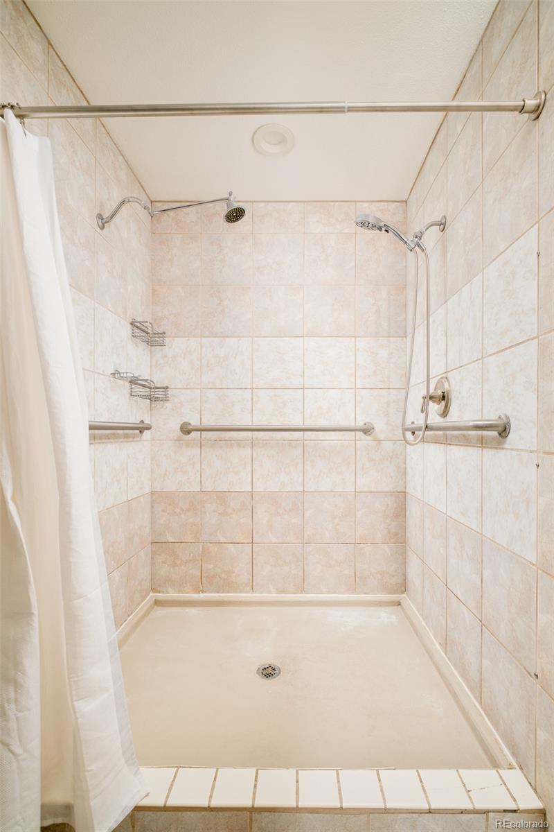 MLS Image #14 for 3301 s clay street,englewood, Colorado