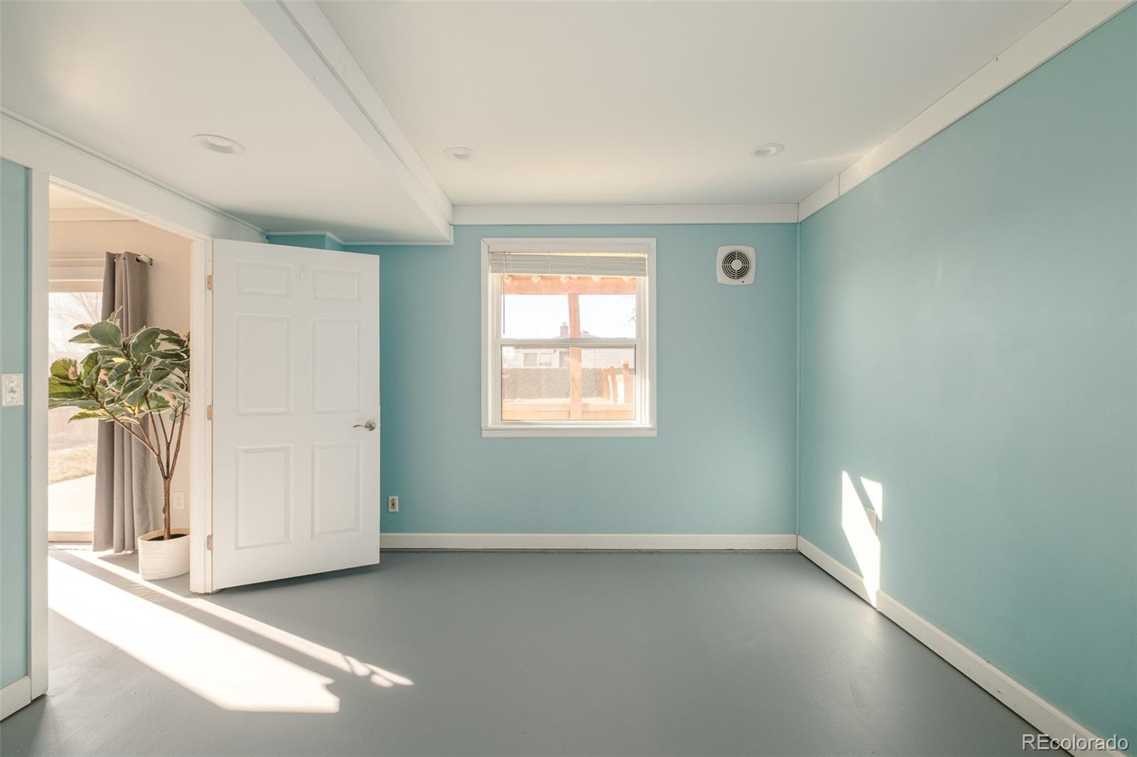 MLS Image #22 for 3301 s clay street,englewood, Colorado