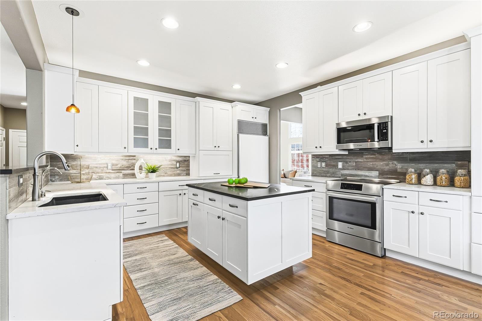 MLS Image #15 for 7605 s platteview drive,littleton, Colorado