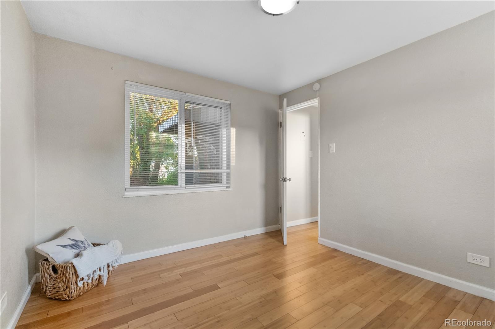 MLS Image #18 for 1569  wabash street,denver, Colorado