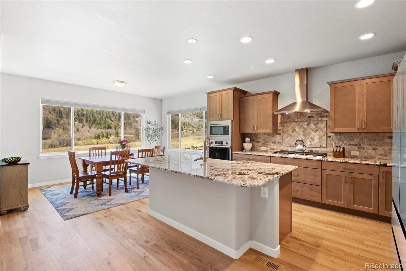 MLS Image #11 for 4745  mesa top drive,monument, Colorado