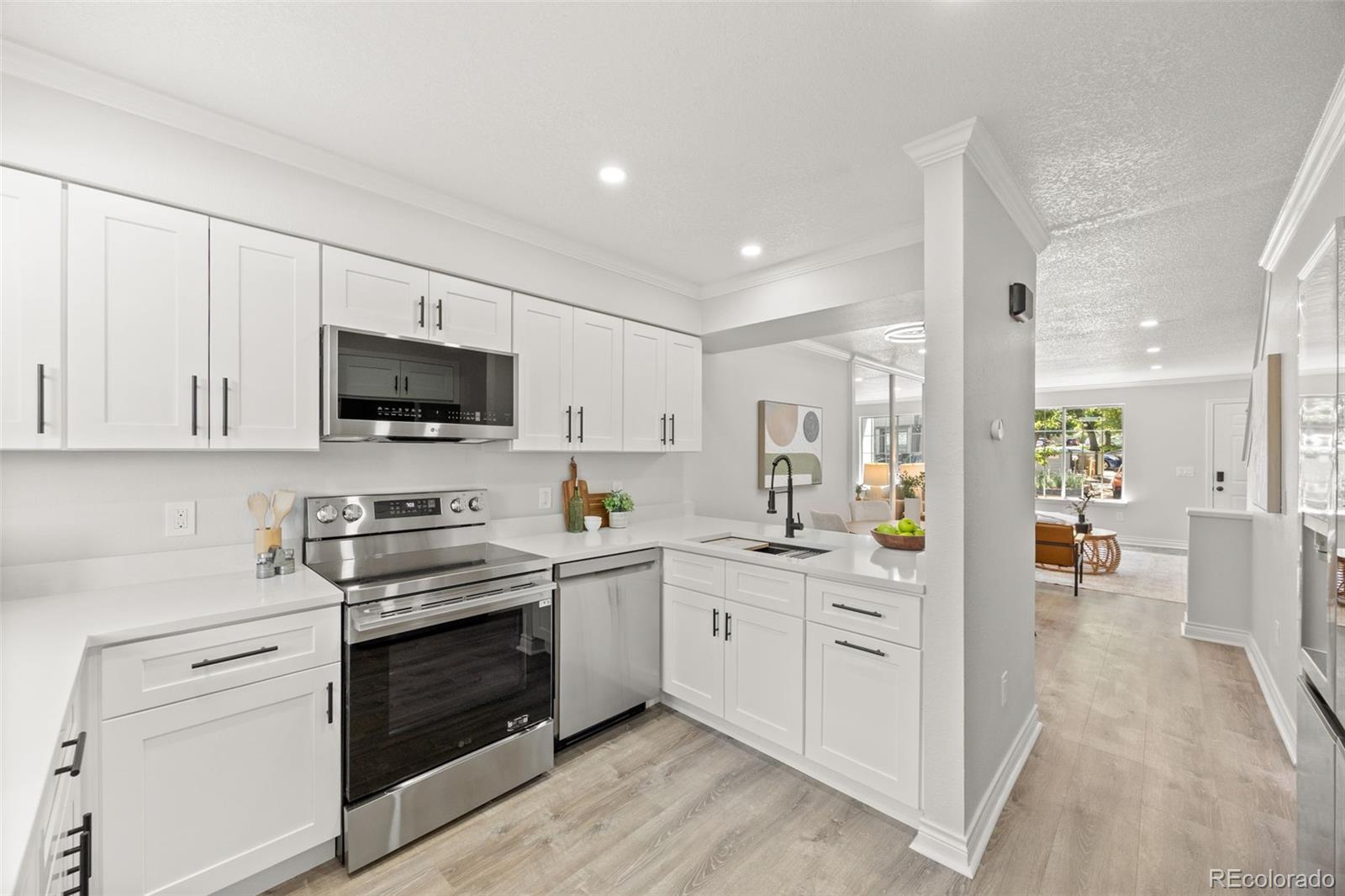 MLS Image #11 for 1982  newland court ,lakewood, Colorado