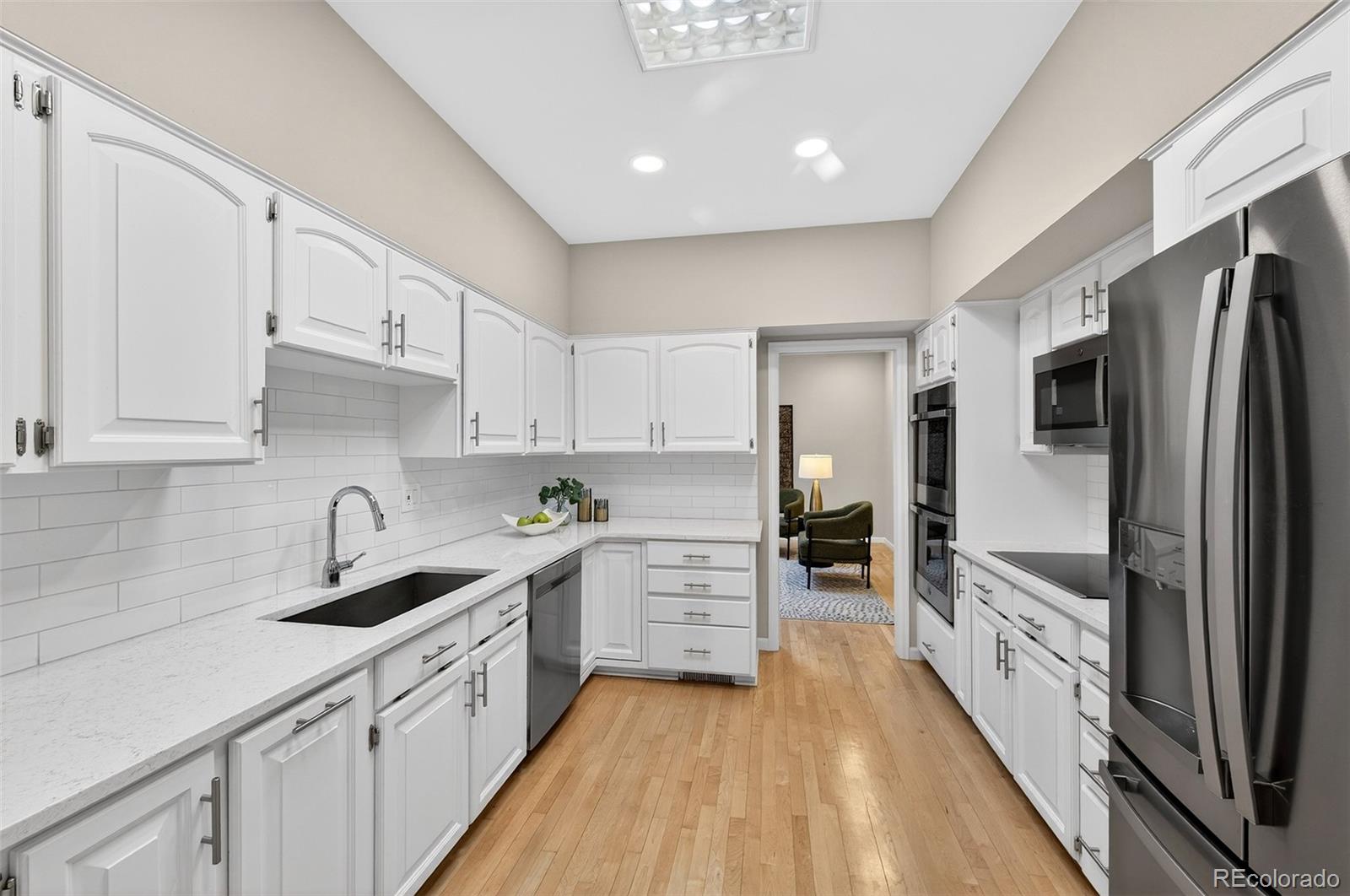 MLS Image #12 for 2800 s university boulevard,denver, Colorado