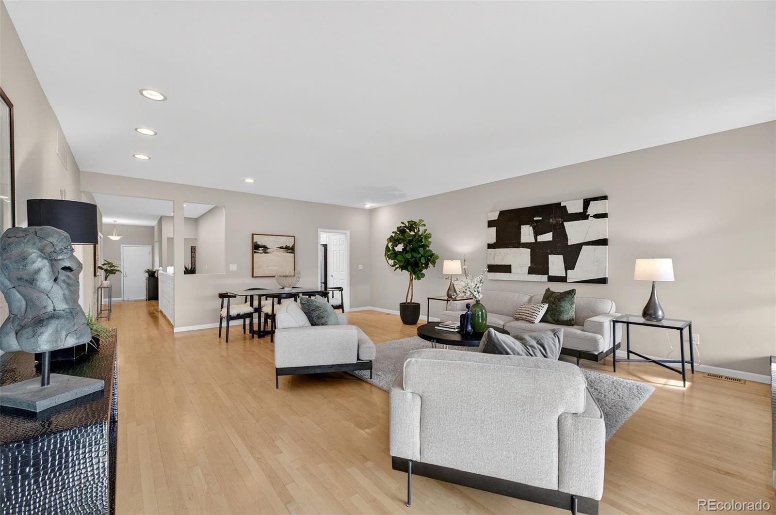 MLS Image #7 for 2800 s university boulevard,denver, Colorado