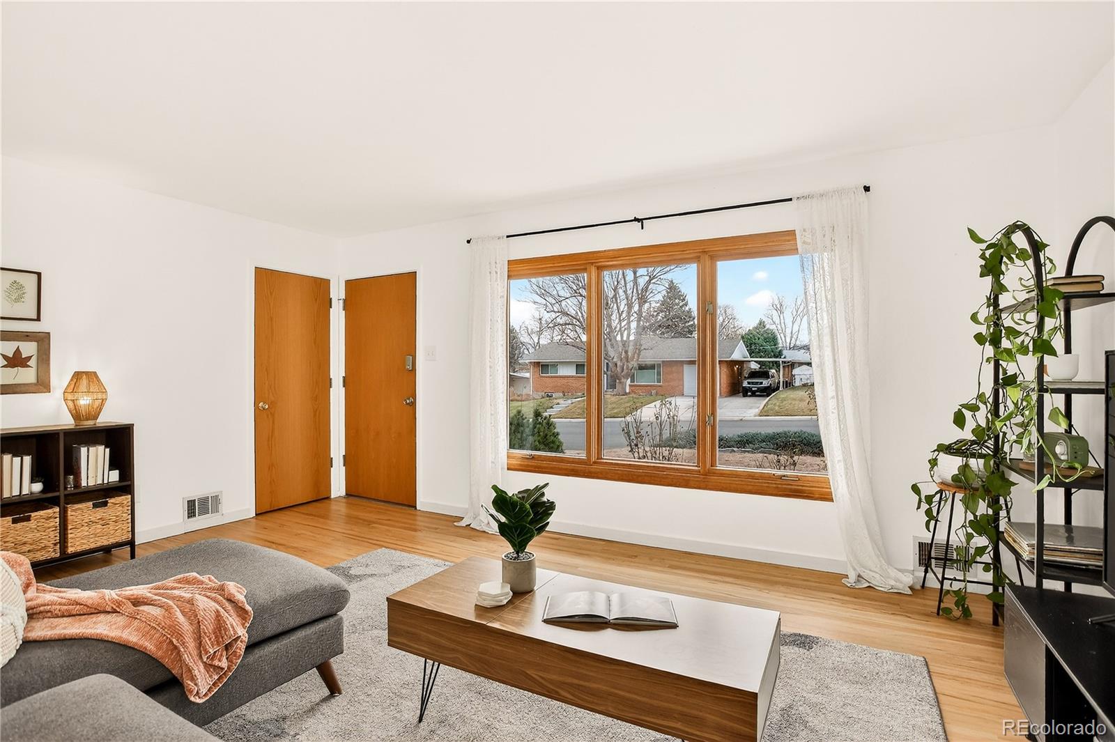 MLS Image #6 for 2862 s zenobia street,denver, Colorado