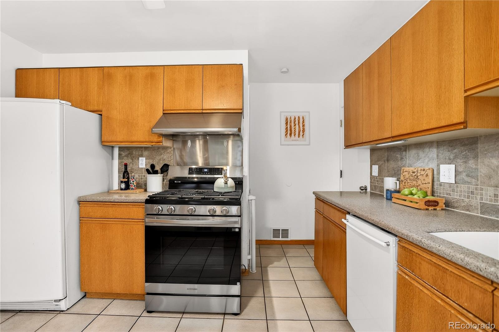 MLS Image #9 for 2862 s zenobia street,denver, Colorado