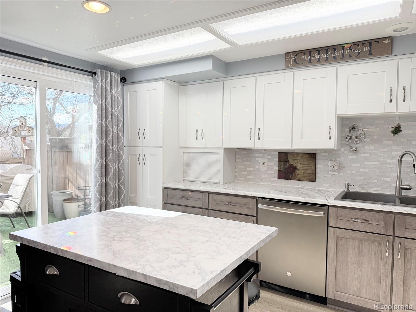 MLS Image #10 for 7584 w euclid drive,littleton, Colorado