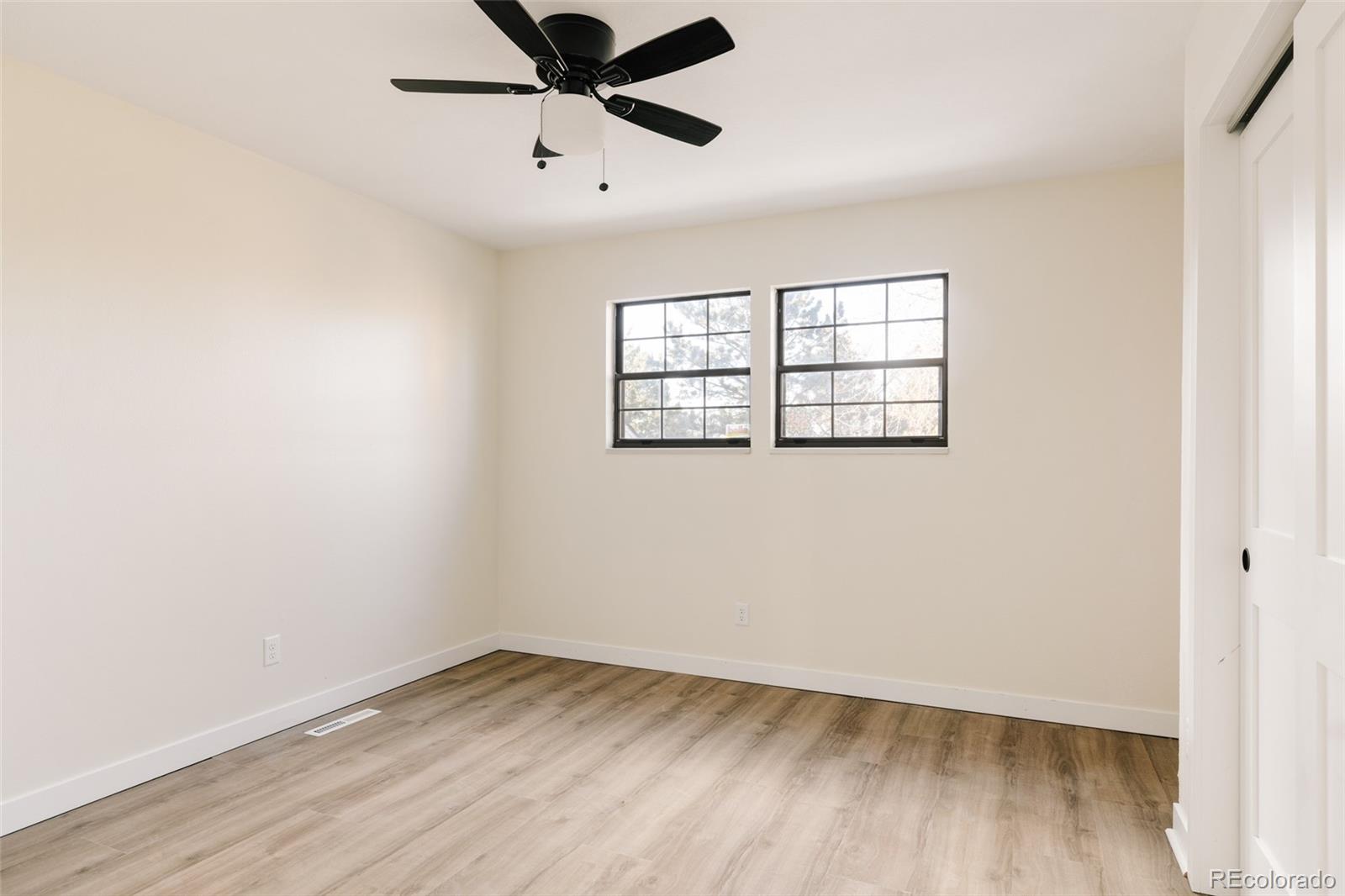 MLS Image #20 for 7580 s lost ranger peak ,littleton, Colorado