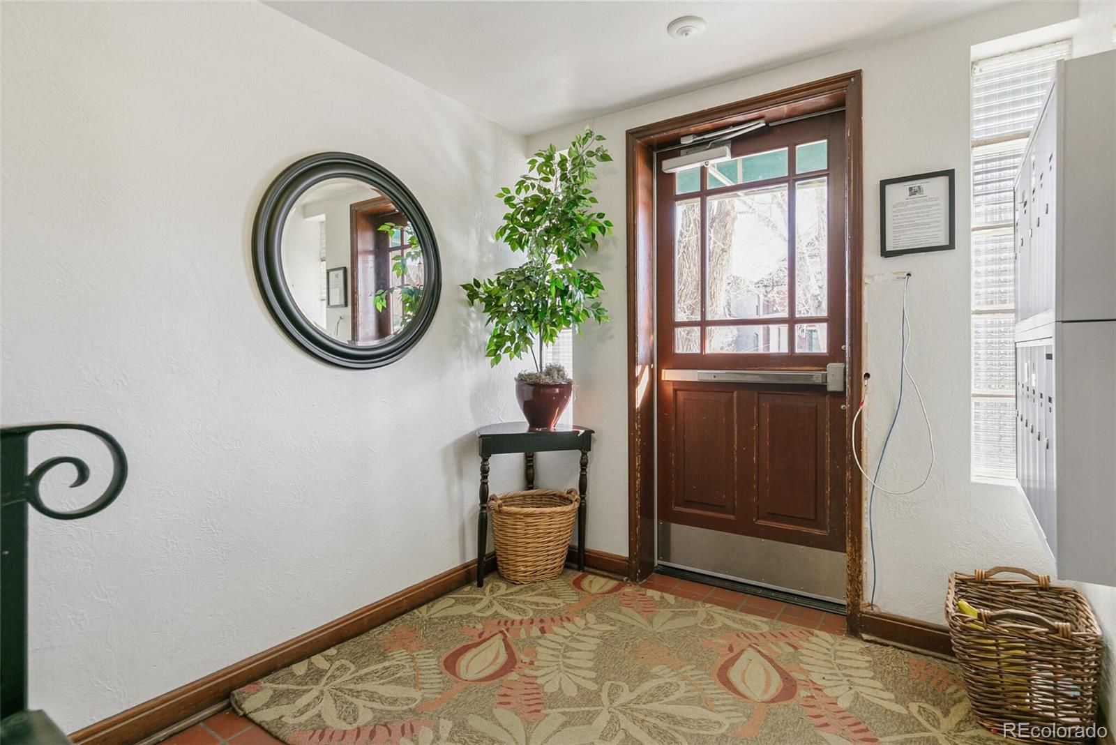 MLS Image #20 for 1605  saint paul street 10,denver, Colorado