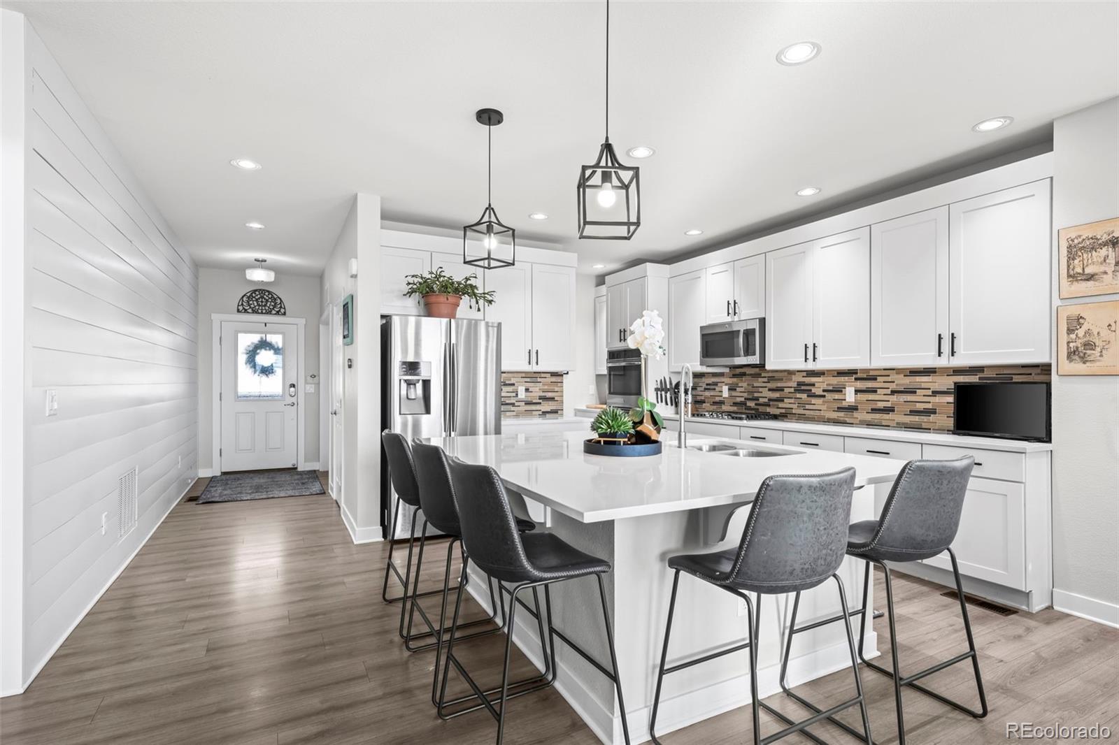 MLS Image #10 for 16486 w 94th drive,arvada, Colorado