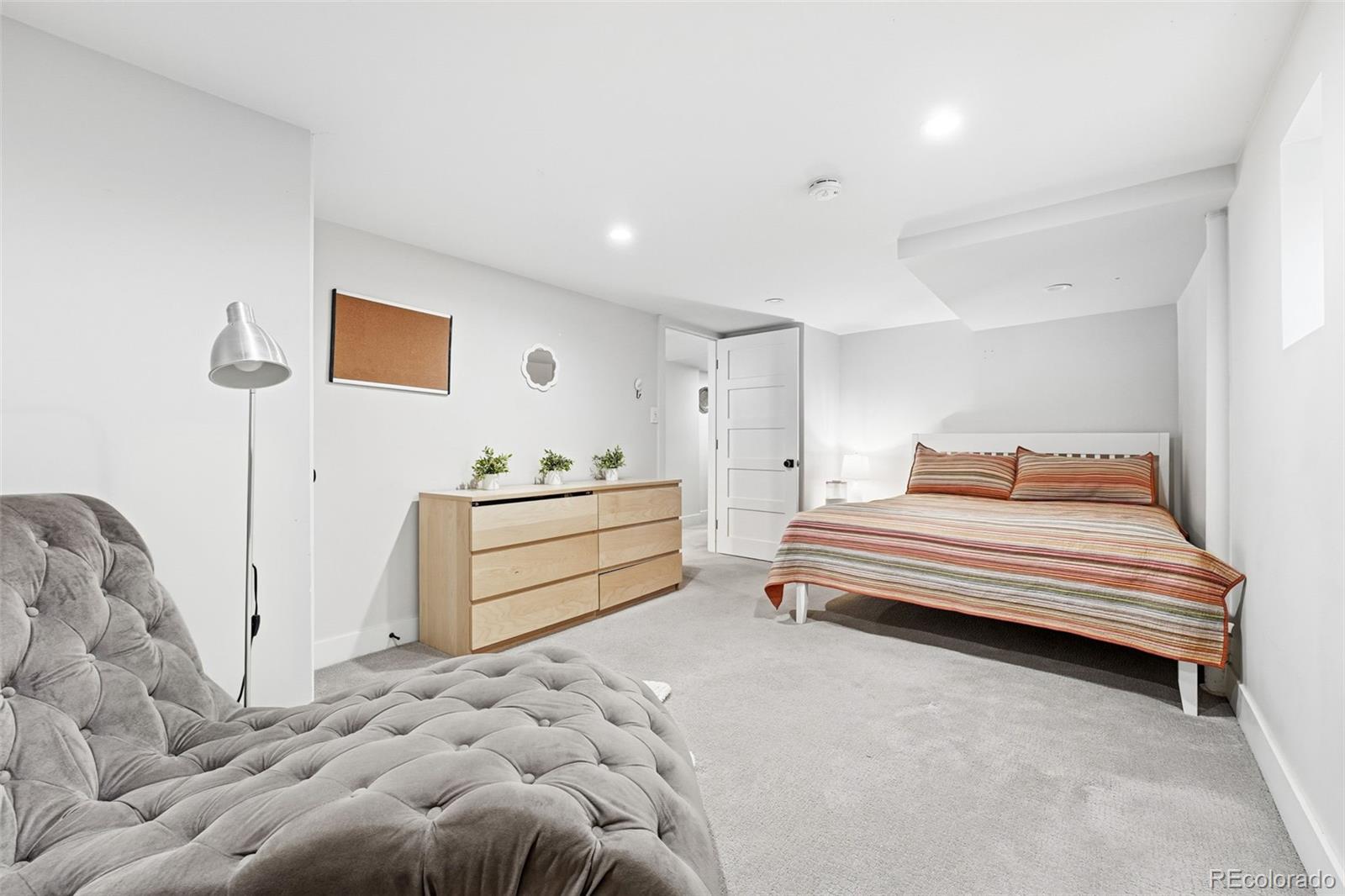 MLS Image #30 for 2711 s pierce street,denver, Colorado
