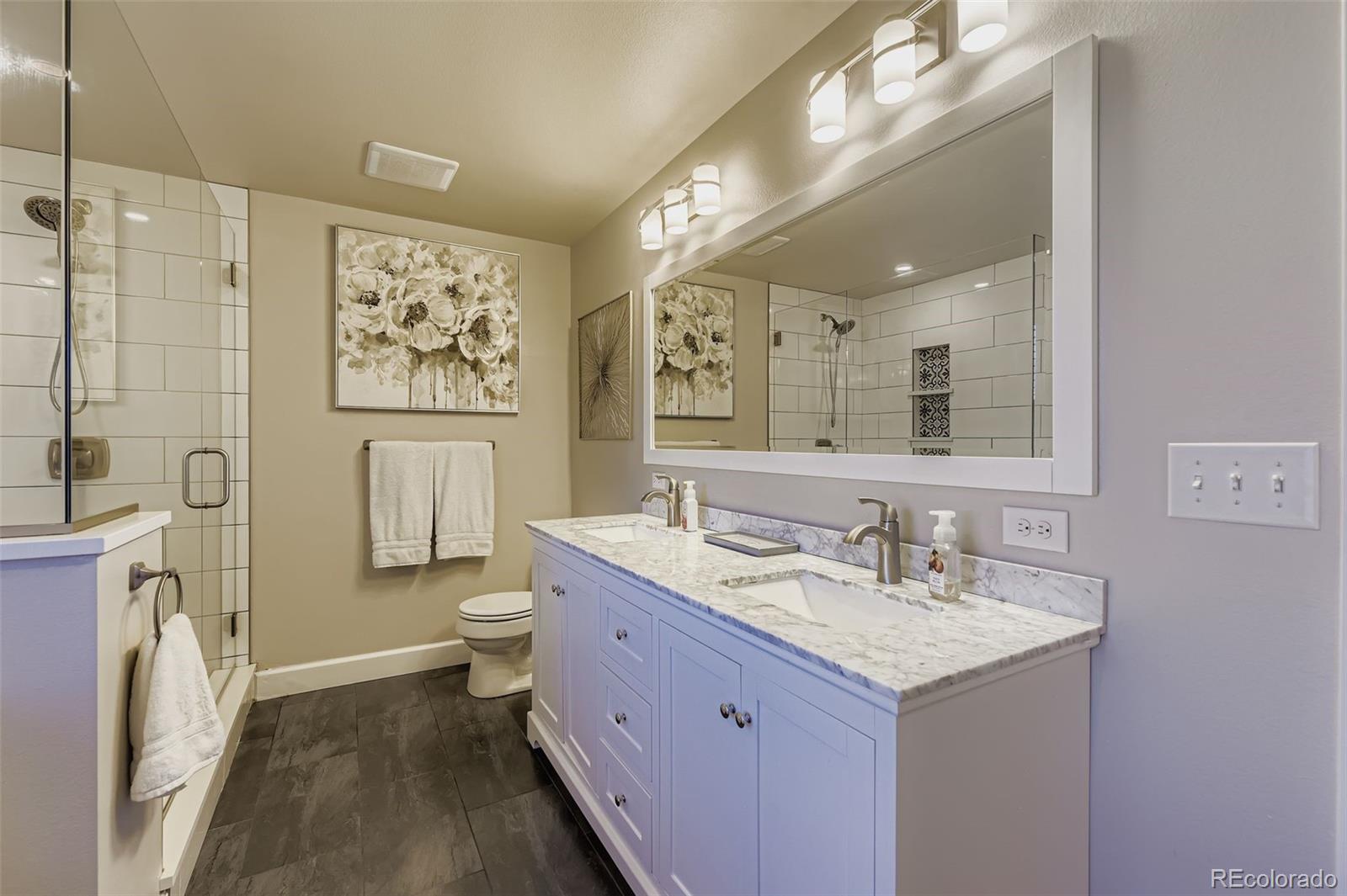 MLS Image #14 for 7085 s dahlia street,centennial, Colorado