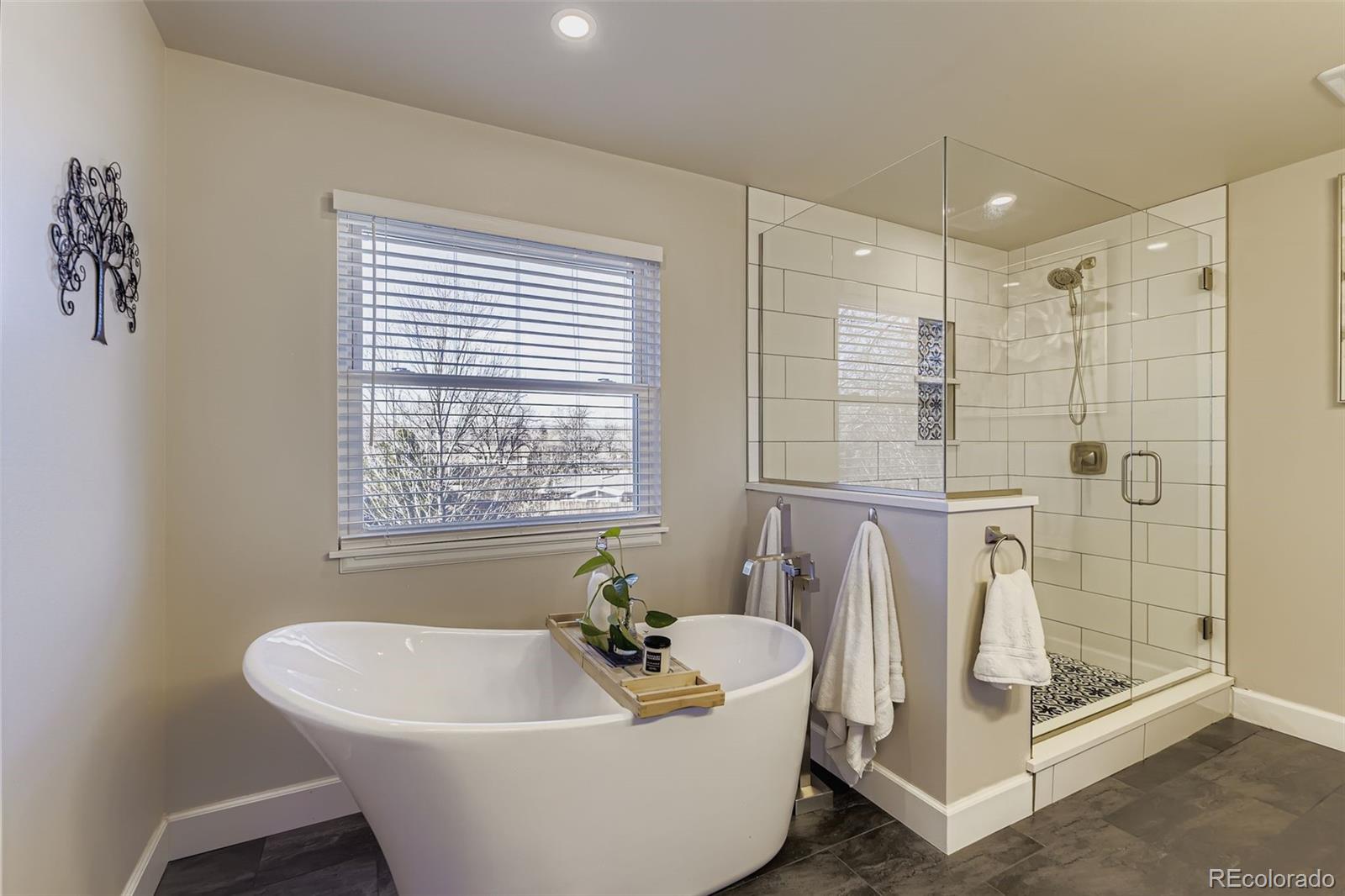 MLS Image #15 for 7085 s dahlia street,centennial, Colorado