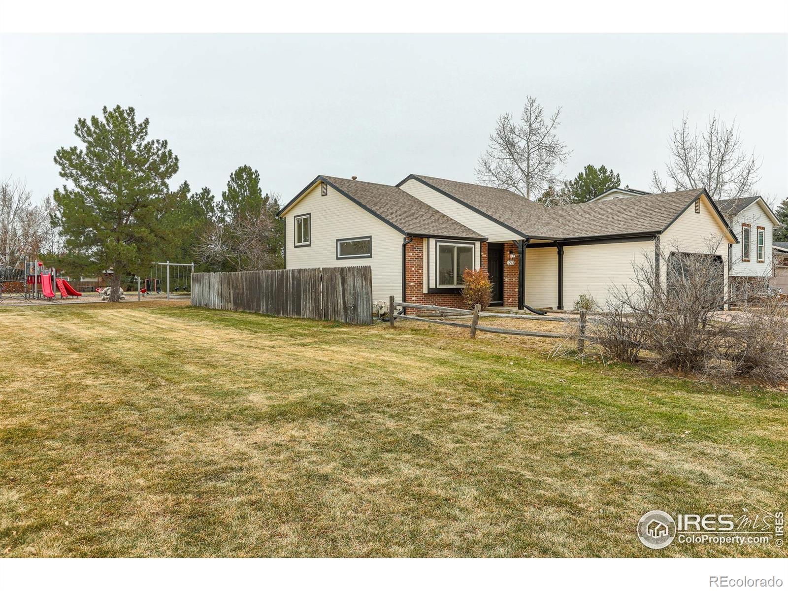MLS Image #3 for 273  lilac circle,louisville, Colorado