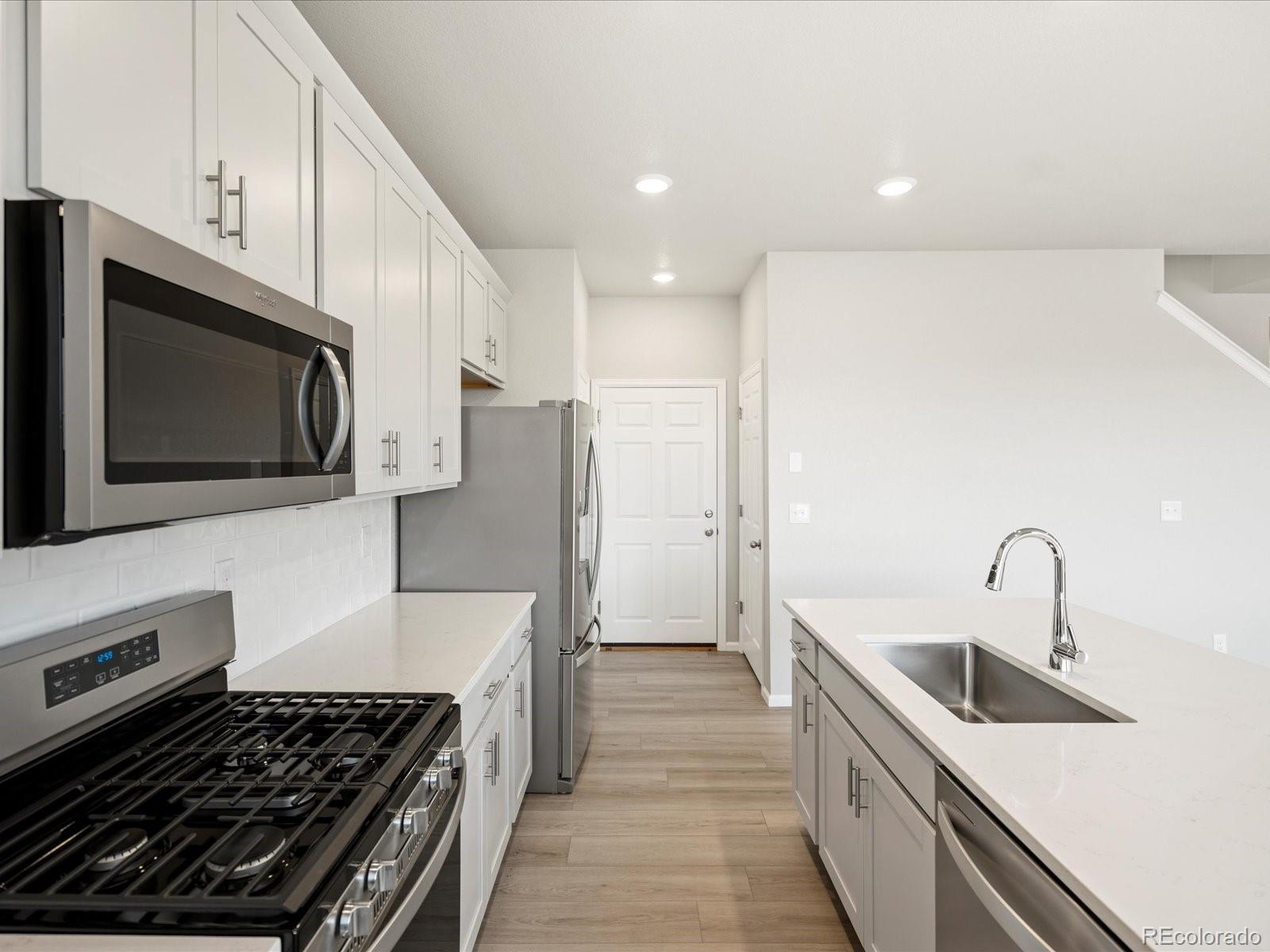 MLS Image #9 for 8919  sedalia street,commerce city, Colorado