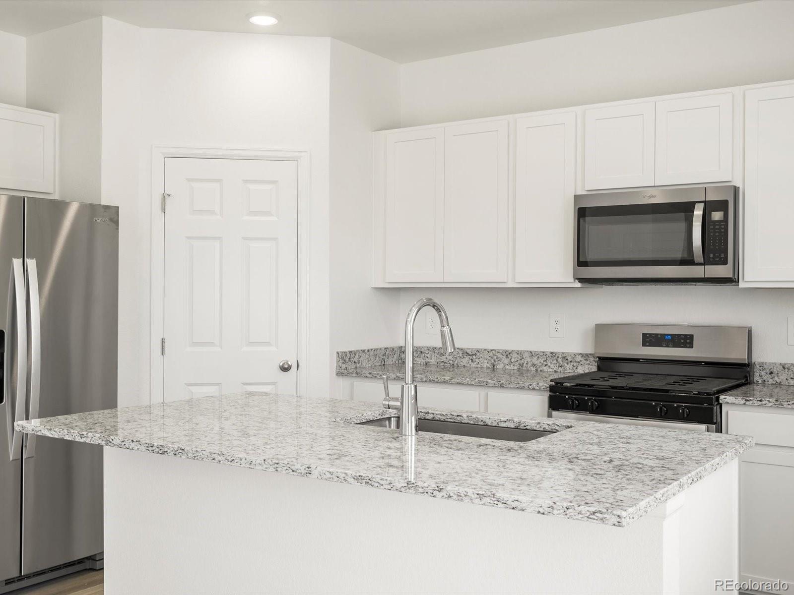 MLS Image #12 for 4694  sugarcane street,johnstown, Colorado