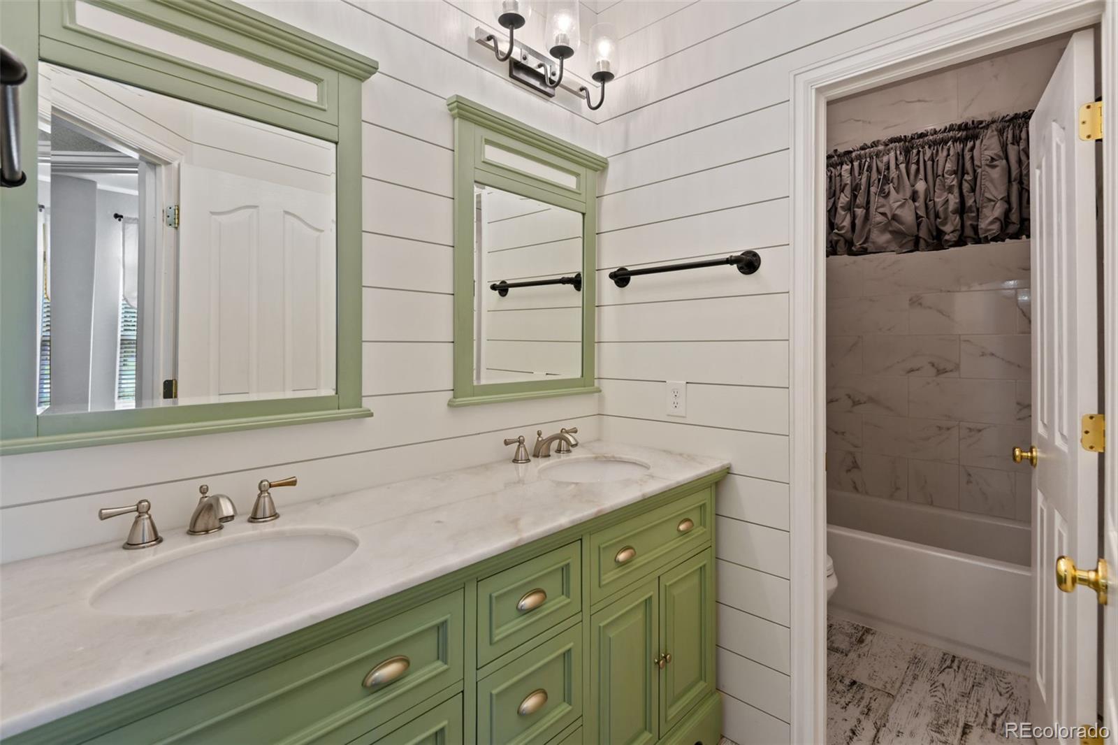 MLS Image #27 for 16735  shadow wood court,hudson, Colorado