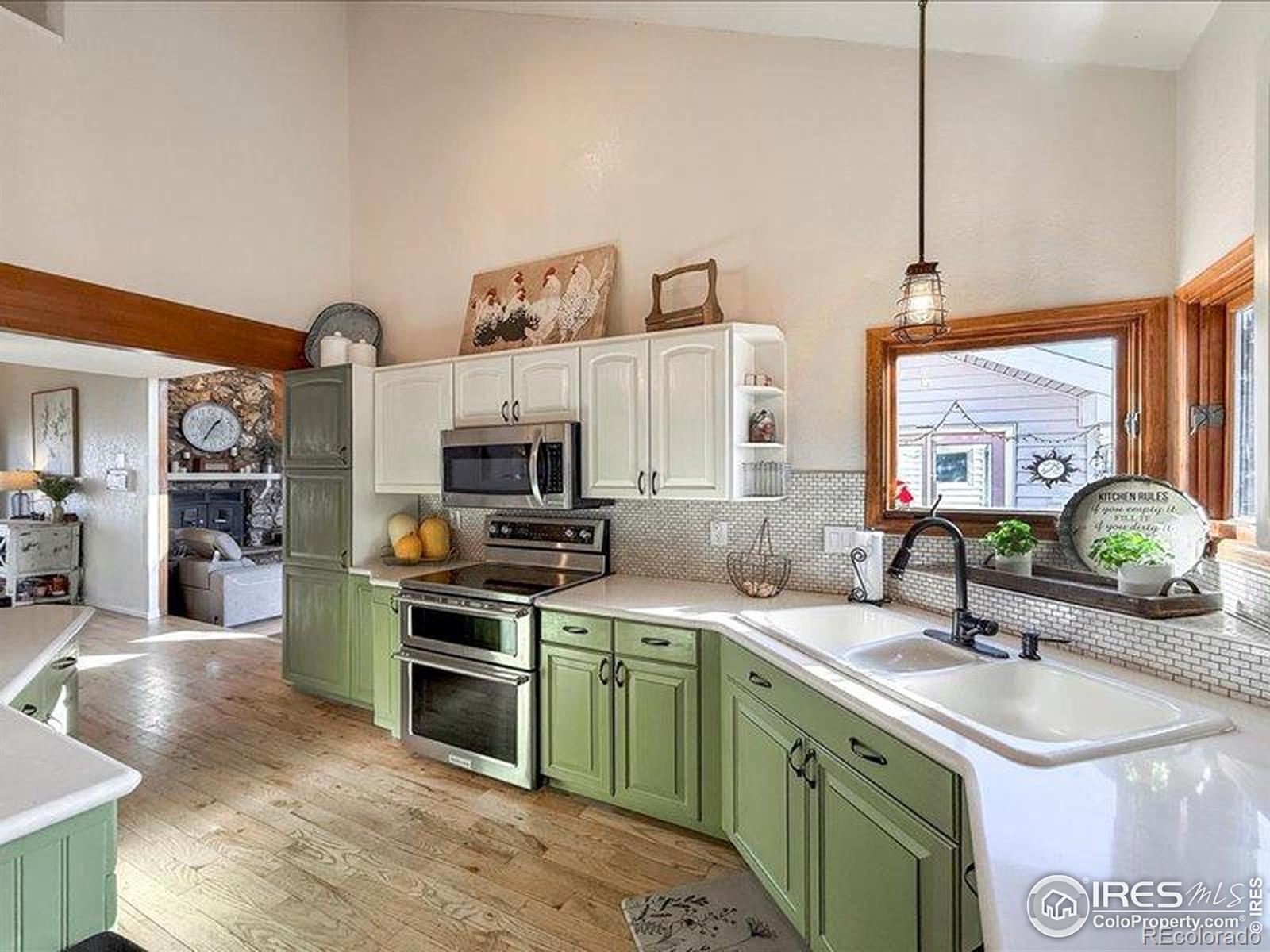 MLS Image #14 for 609  joyce court,berthoud, Colorado