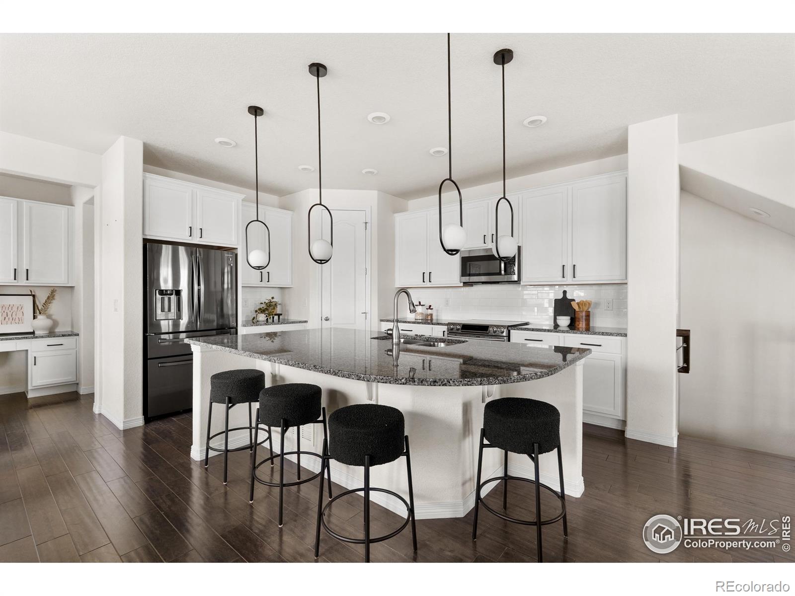 MLS Image #10 for 665  sundance circle,erie, Colorado