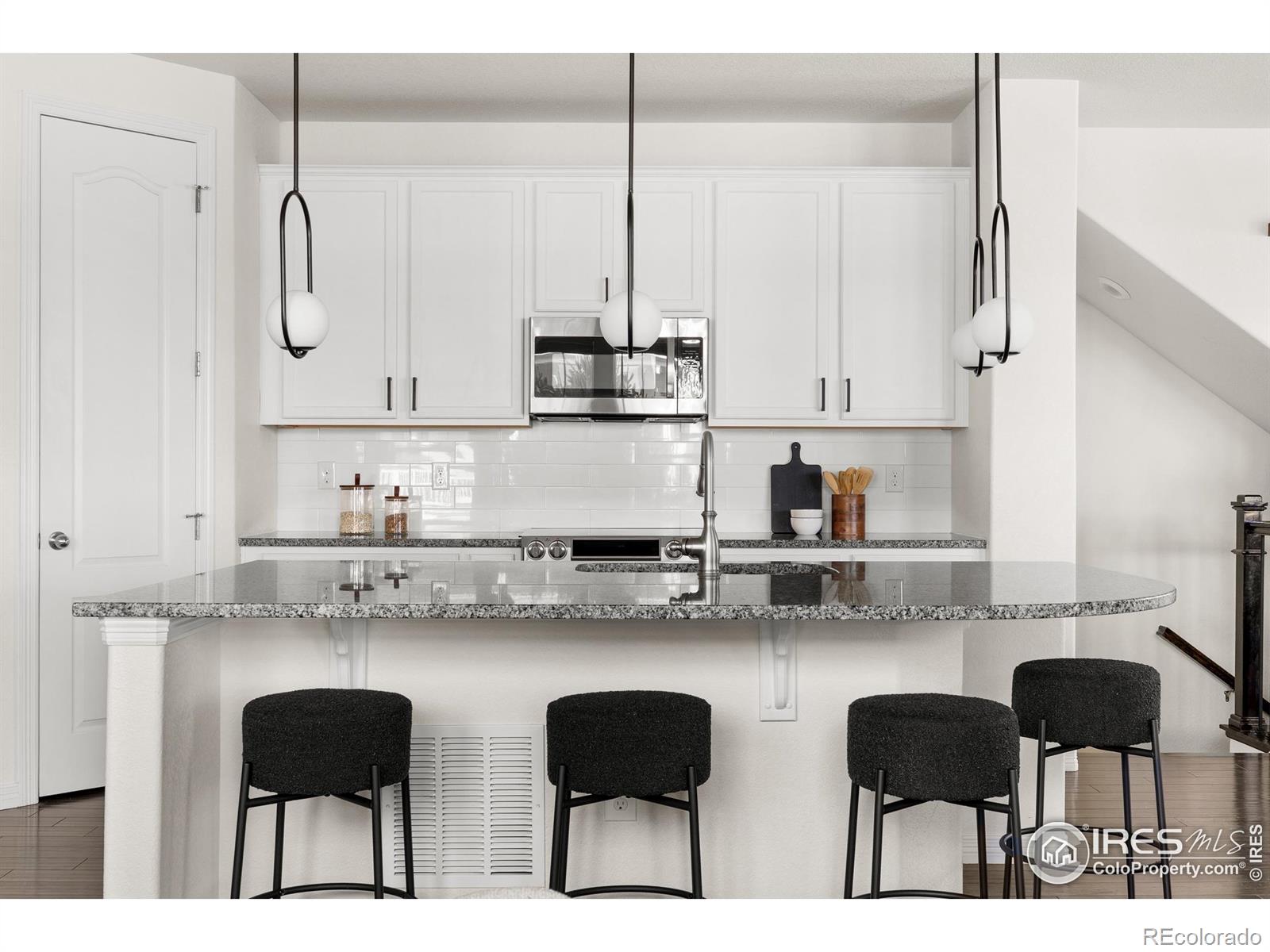 MLS Image #11 for 665  sundance circle,erie, Colorado