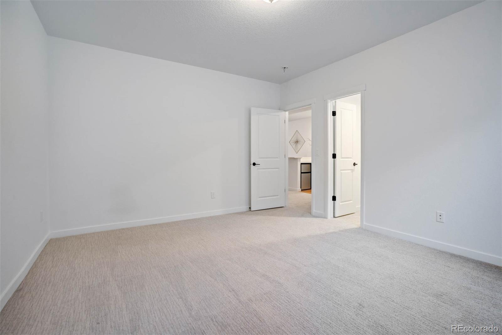 MLS Image #38 for 4465  mesa top drive,monument, Colorado