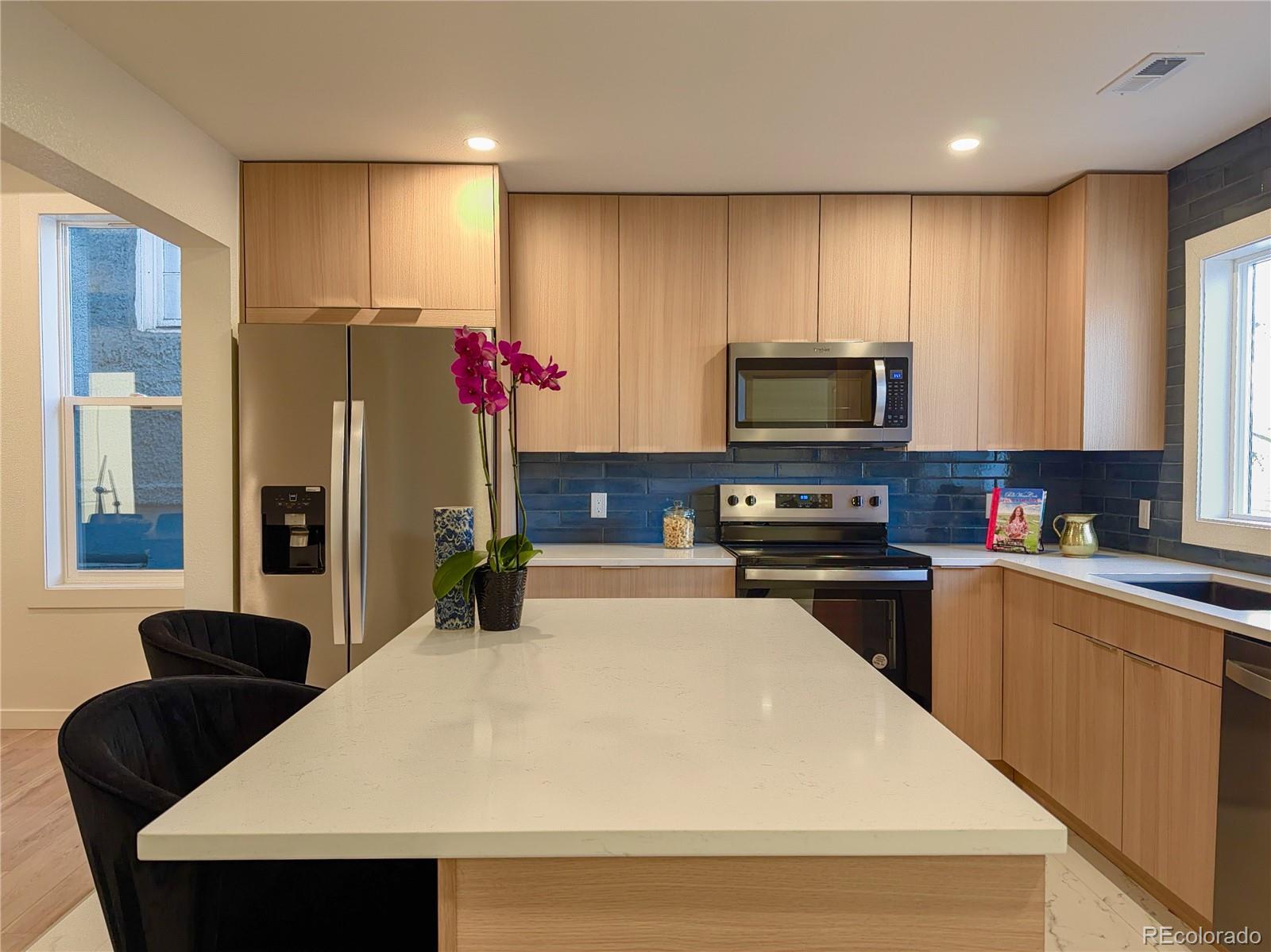 MLS Image #10 for 3950  lowell boulevard,denver, Colorado