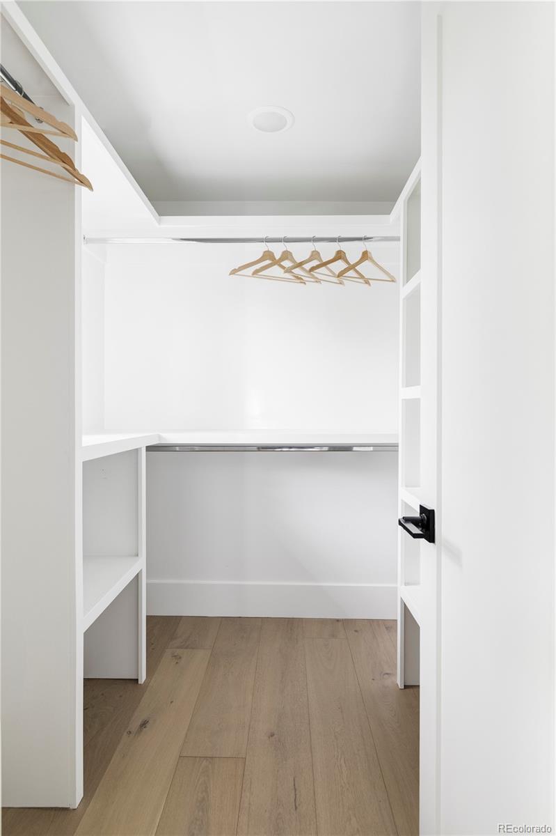 MLS Image #15 for 3930 s hillcrest drive,denver, Colorado