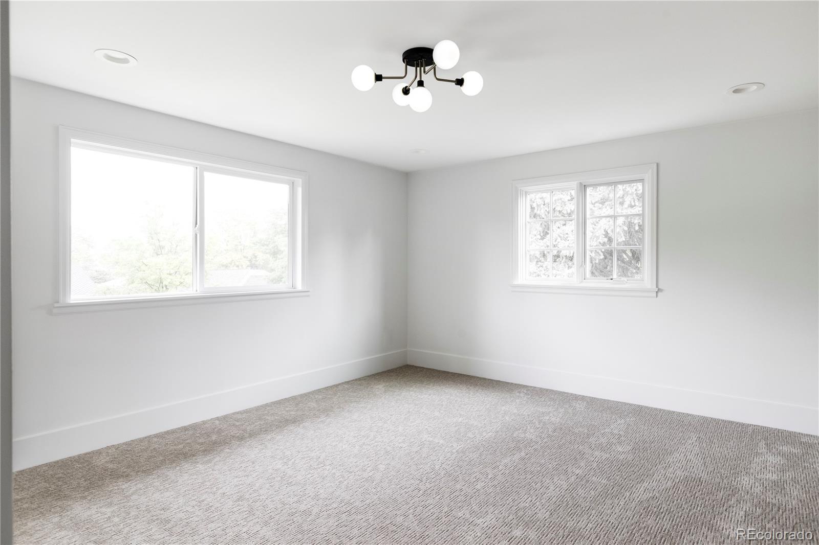 MLS Image #19 for 3930 s hillcrest drive,denver, Colorado