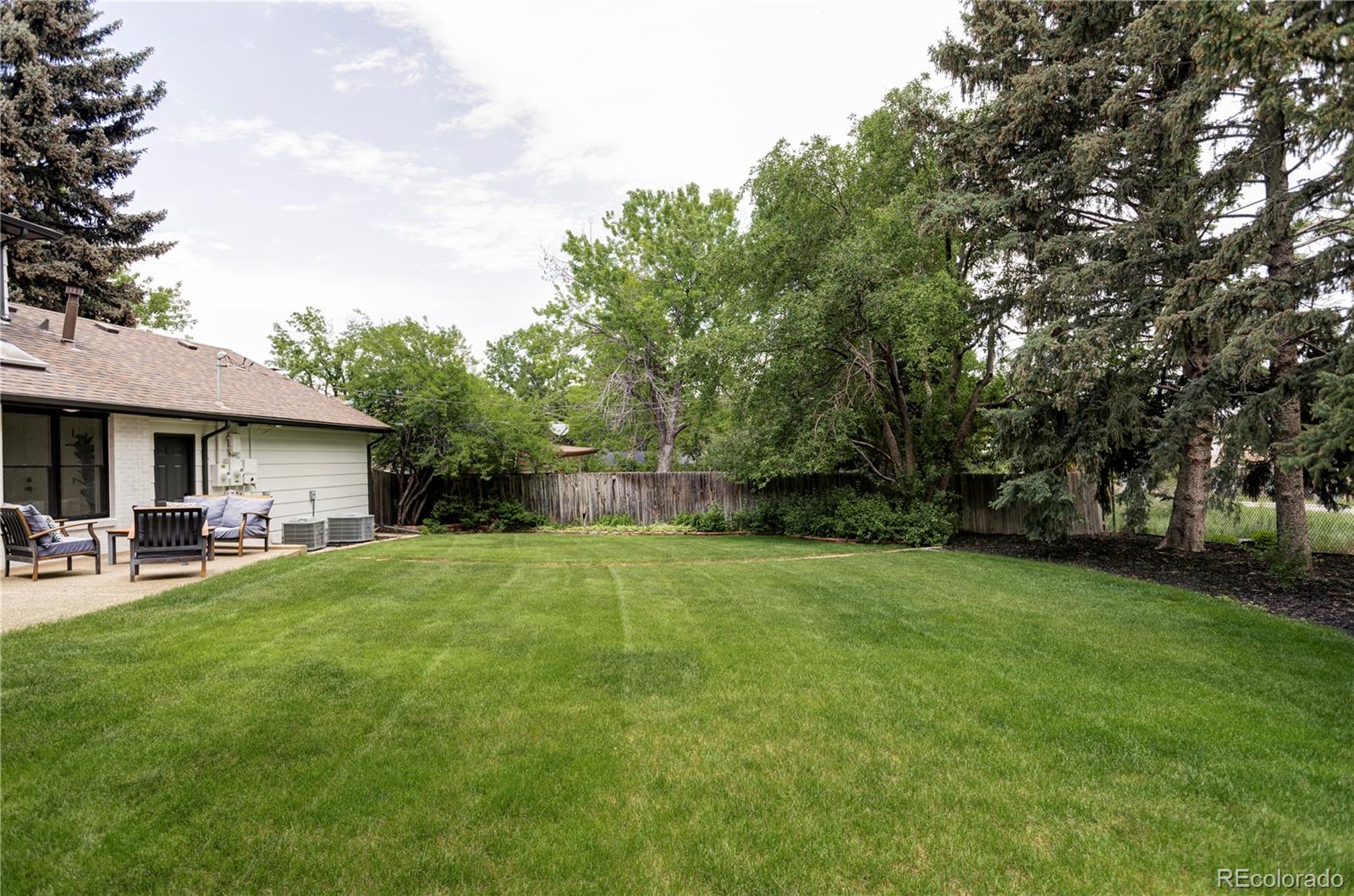 MLS Image #36 for 3930 s hillcrest drive,denver, Colorado