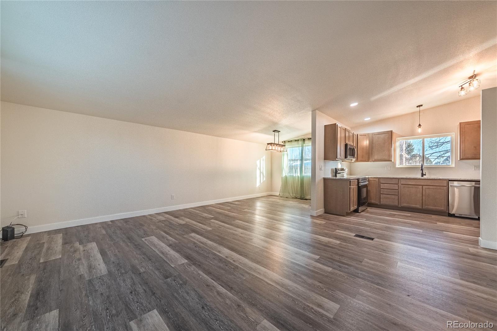 MLS Image #5 for 6350  pawnee circle,colorado springs, Colorado