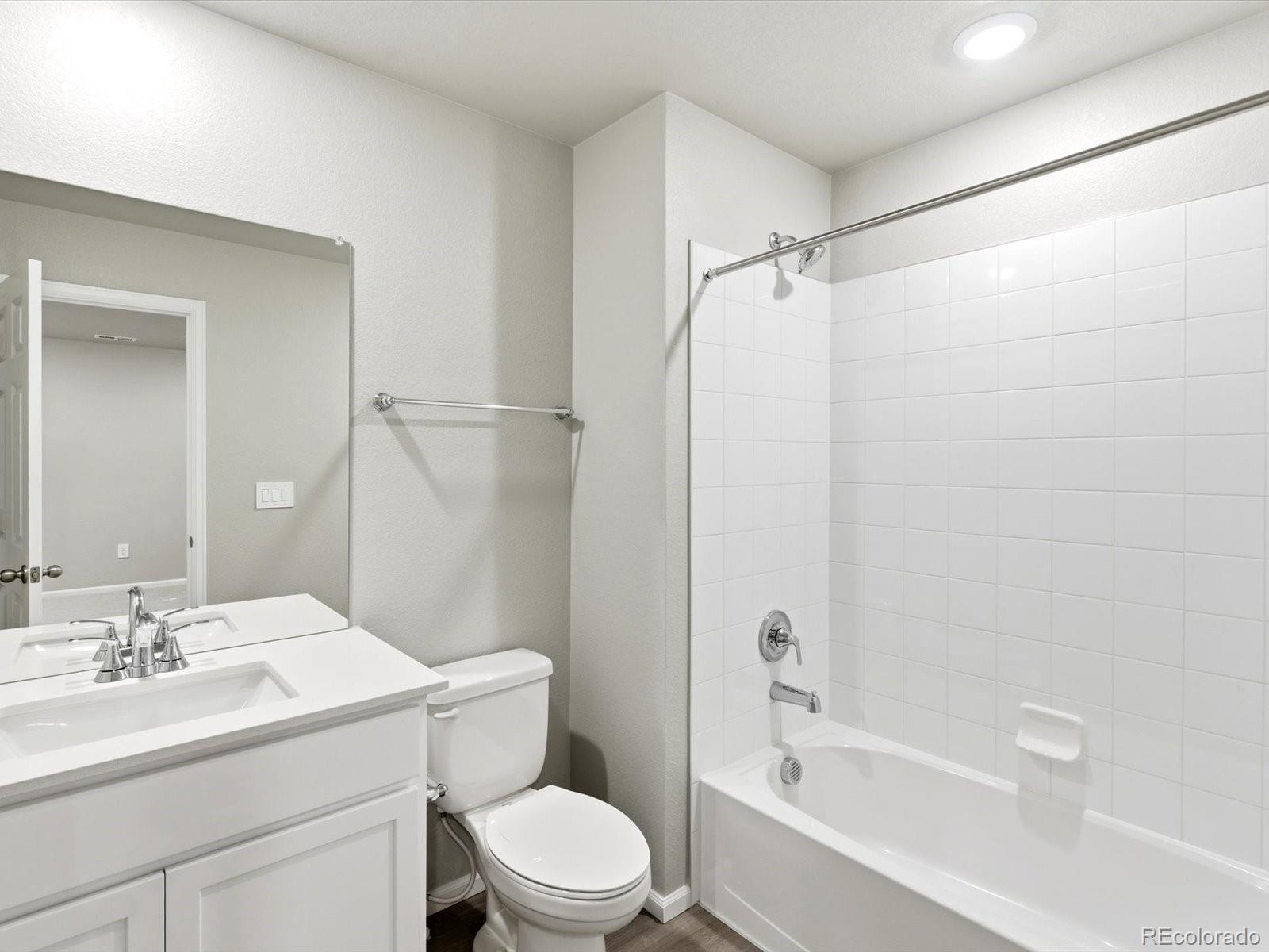 MLS Image #17 for 22163 e 7th place,aurora, Colorado