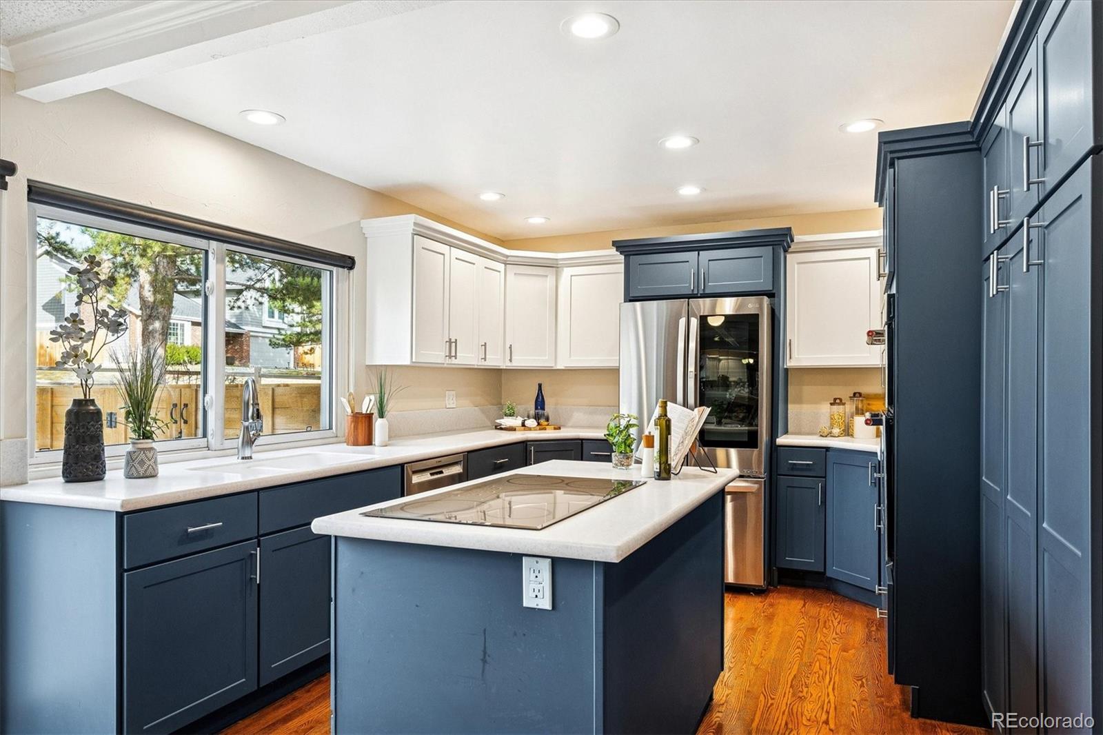 MLS Image #8 for 8365 e jamison circle,englewood, Colorado